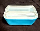Vintage Pyrex Refrigerator Dish Blue #502-B Ribbed Glass Lid Ovenware USA.