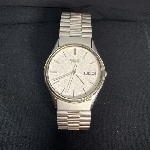 Vintage Seiko Quartz 7N43-8A89 R1 Men’s Watch Stainless Stretch Band-UNTESTED