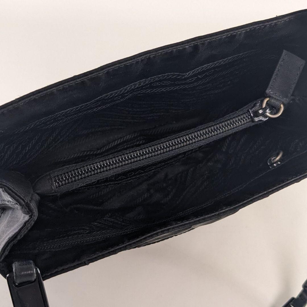 PRADA Tessuto Nylon Triangle Logo Quilted Shoulder Bag Black Authentic Vintage thumbnail 8