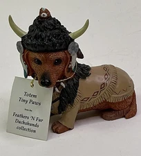 Hamilton FEATHERS N FUR Dachshund Indian Figurine TOTEM TINY PAWS (READ)