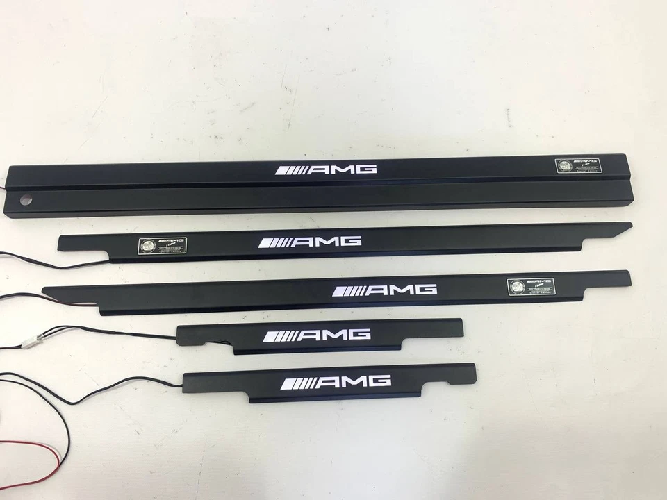 Alféizares de puerta LED clase G negros W463 estilo AMG Mercedes-Benz G63 G500 G65 5 piezas. Foto 3 de 4