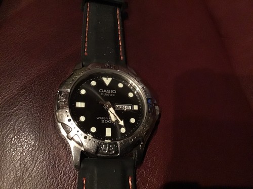 casio quartz diver 200m