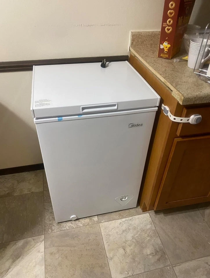 Комнатная морозильная камера Midea MRC05M3AWW — 5,0 кубических футов - Изображение 4 из 4