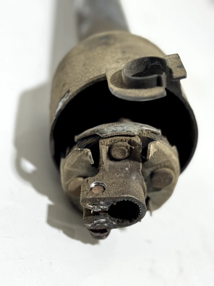 1991 GMC/CHEVY C/K 1500 STEERING SHAFT RWD 2X4 ASSEMBLY USED OEM - Image 4 of 4