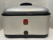 Vintage*White Nesco Electric Roaster w/Roasting Rack*19" x 13.5"*Untested