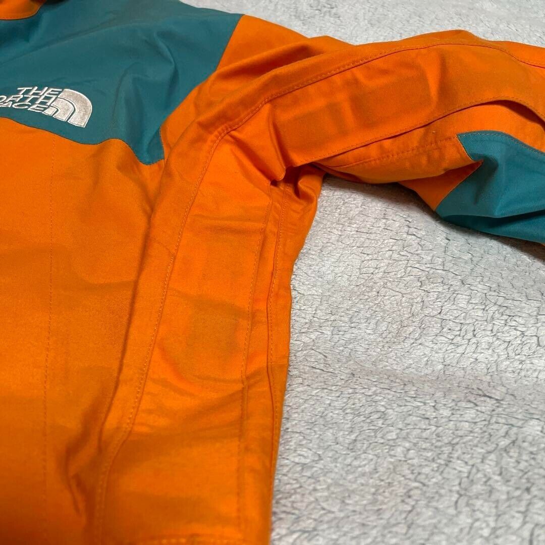 THE NORTH FACE 40th TRANS ANTARCTICA MOUNTAIN JACKET 40th THE NORTH FACE 40th TRANS ANTARCTICA MOUNTAIN JACKET 40th