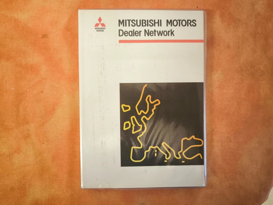 Manual original Mitsubishi Montero 3.2 DiD 2004 + funda y libros oficiales - Imagen 4 de 4