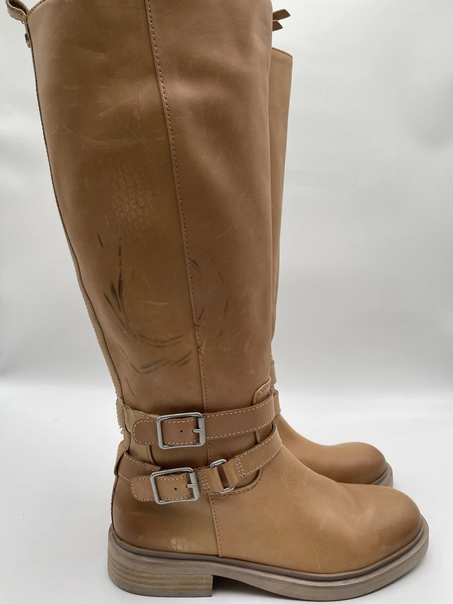 Sam Edelman Leather Upper Low (1-1.9 in) Heel Height Boots  display picture 1