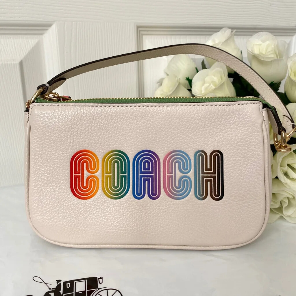 【COACH】人気★2way★Nolita 19 With Rainbow Print★送料無料! NWT Coach Nolita 19 with rainbow/Spaced Floral Field Print