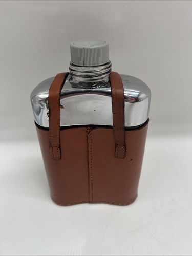 Griffon Vintage Flask with leather case made in England, 6 1/4” tall - Picture 2 of 9