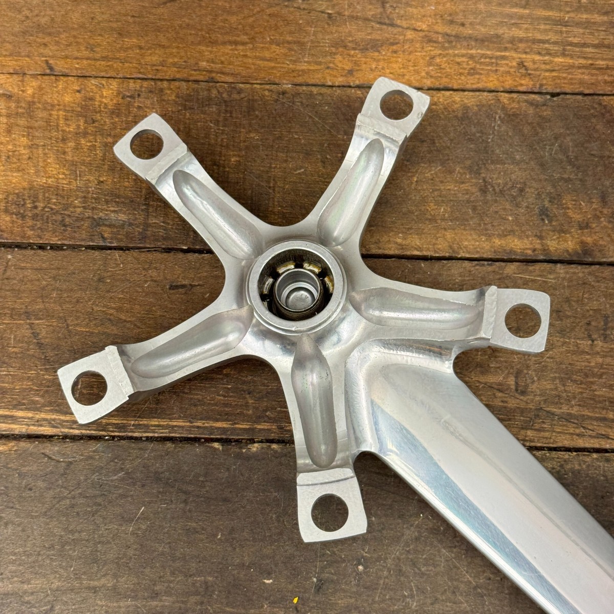 Shimano Ultegra Fc-6500 Crankset 172.5mm X 39 Octalink V1 Shimano Ultegra Fc-6500 Crankset 172.5mm X 39 Octalink V1