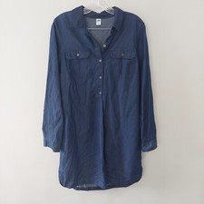 Old Navy Chambray Dress Medium Blue long sleeve medium wash pocket chest