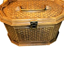 Vintage Lerner Sewing Box with/Handle Plastic Faux Wicker & Removable Tray