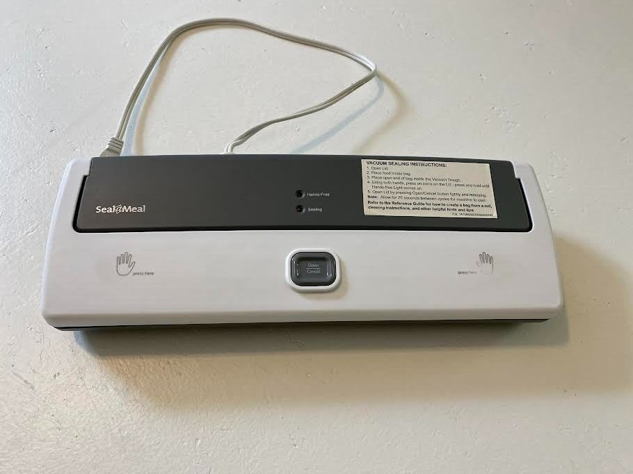 FoodSaver SealaMeal Vacuum Food Sealer White/Gray... eBay