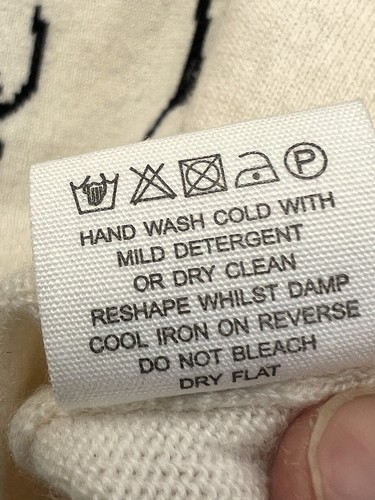 Chinti and Parker PEANUTS Ladies Snoopy 100% Cashmere Hoodie Jumper Small A228 - Picture 10 of 14