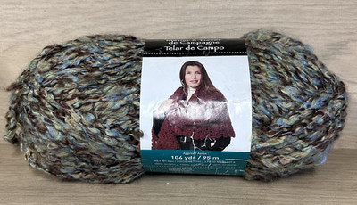 Skein Loops & Threads Country Loom Driftwood Yarn 5 oz 104 yards Super Bluky 6