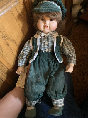 Classic Doll Collection Porzellan Puppe Mit Zertifikat 