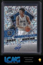 2021-22 Panini Mosaic #FBA-WZZ Wang Zhi-zhi Autographs Fast Break Y3C