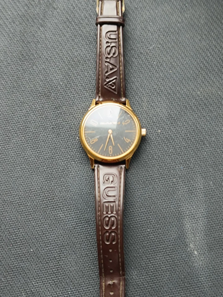 Reloj Vintage URSS Vympel.Para Hombre.Esfera Negra.Funcionando.Estuche Chapado en Oro.Cuero St Foto 2 de 4