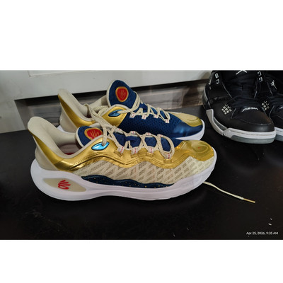 Under Armour Curry Flow Low Top Gold Blue Basketball Sneakers 2026