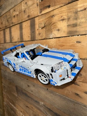 DISPLAY MY BRICKS Wall Mount For LEGO Technic 2 Fast 2 Furious Nissan Skyline GTR