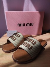 Chancletas Miu Miu