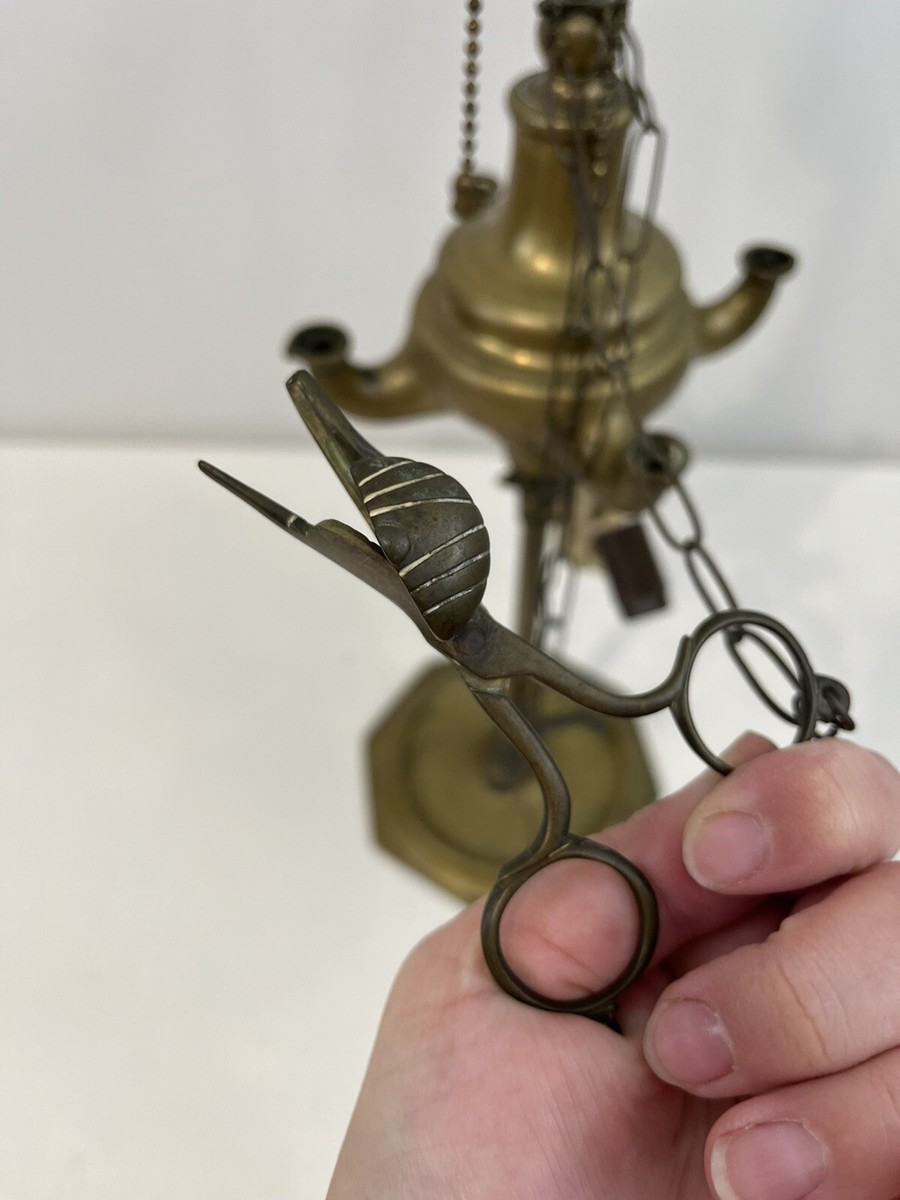 Lampe à Pétrole En Laiton Poli Avec Verre Vénitien – Style 700 – Déco Vintage