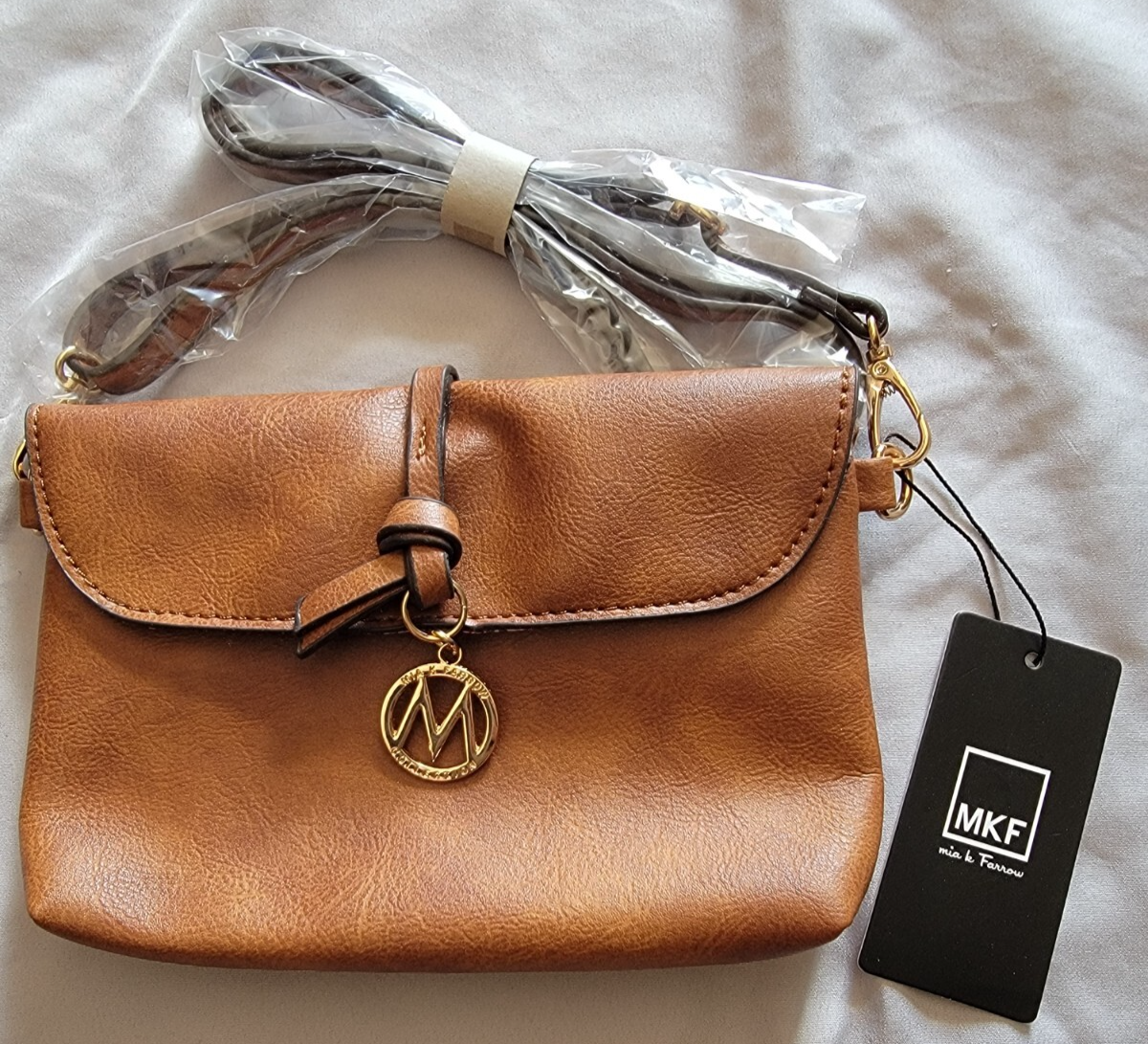 MKF Mia K Farrow Brown Crossbody Purse Gold Hardware Bag  display picture 1