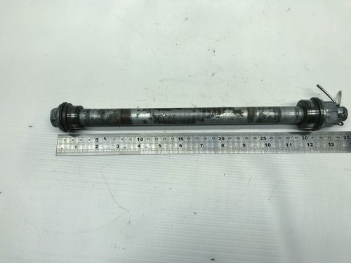 Kawasaki ER6 N Hinterrad Steckachse Achse Rear Axle spindle (18) 06'