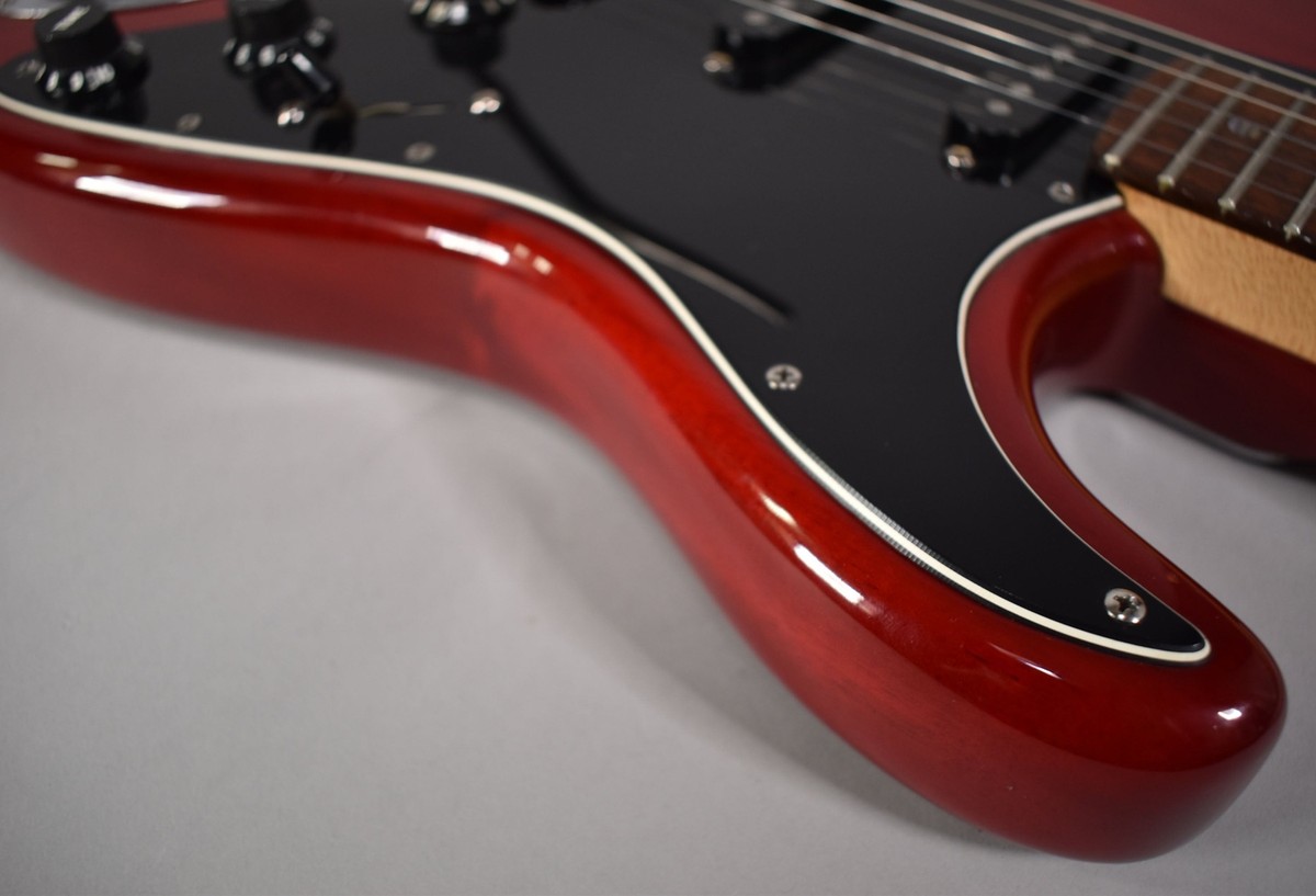 2004 Fender FSR American Deluxe Mahogany Stratocaster Crimson Red