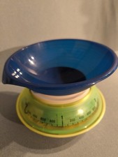 Tupperware Waage