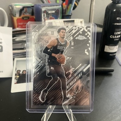 Topps Chrome Go Time Victor Wembanyama GT-11 San Antonio Spurs Basketball 