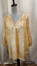 Women's Simply Vera Wang XL Yellow Blouse 3/4 Sleeves V Neck