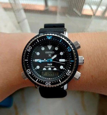 Seiko Prospex SNJ035P1 PADI Arnie Solar Divers 200M Digital Analog Dial Black
