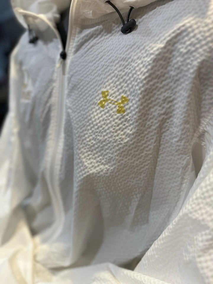 🔥Rara chaqueta de calentamiento Under Armour para hombre | 5XL | Blanco/Dorado | Billar | Nueva con etiquetas Foto 2 de 4