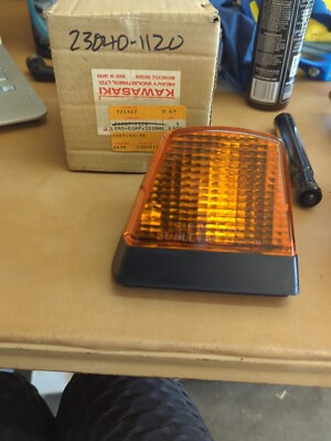 NOS OEM KAWASAKI NINJA ZX1000 RIGHT REAR TURN SIGNAL LIGHT