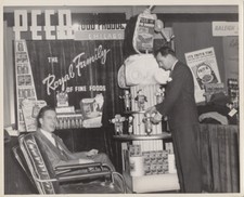 8X10 PHOTO OF PEER FOODS CONVENTION BOOTH - CHICAGO, ILL