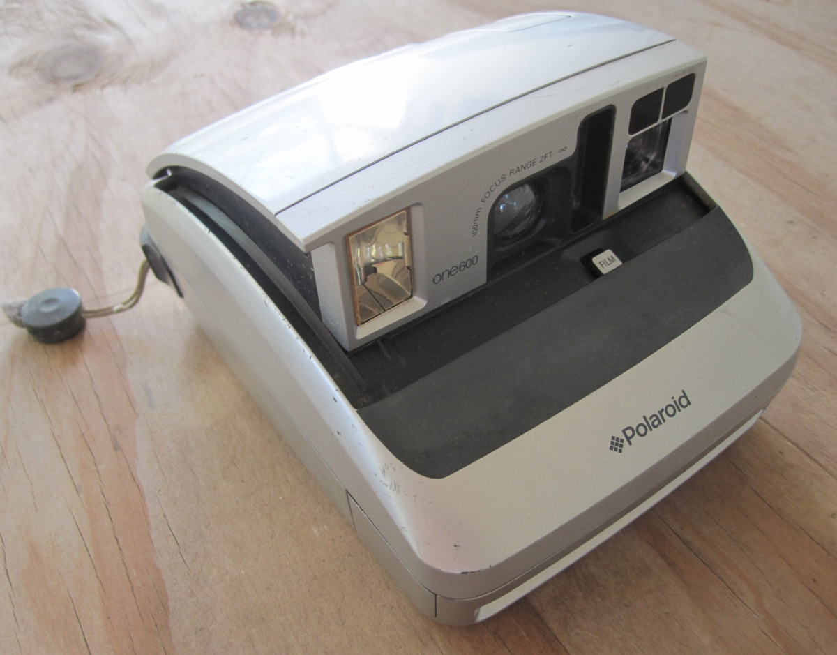 Polaroid One 600 Instant Camera Silver Walgreens Studio35 35MM