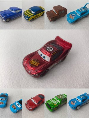 Sammlung Mattel Cars Autos Disney Pixar Strip Weathers Doc Hudson Dinaco Chrome