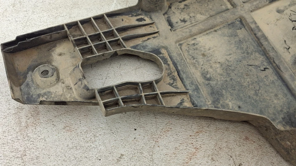 2013-2016 FORD FUSION REAR RIGHT PASSENGER UNDER BODY SPLASH SHIELD GUARD OEM - Image 3 of 4