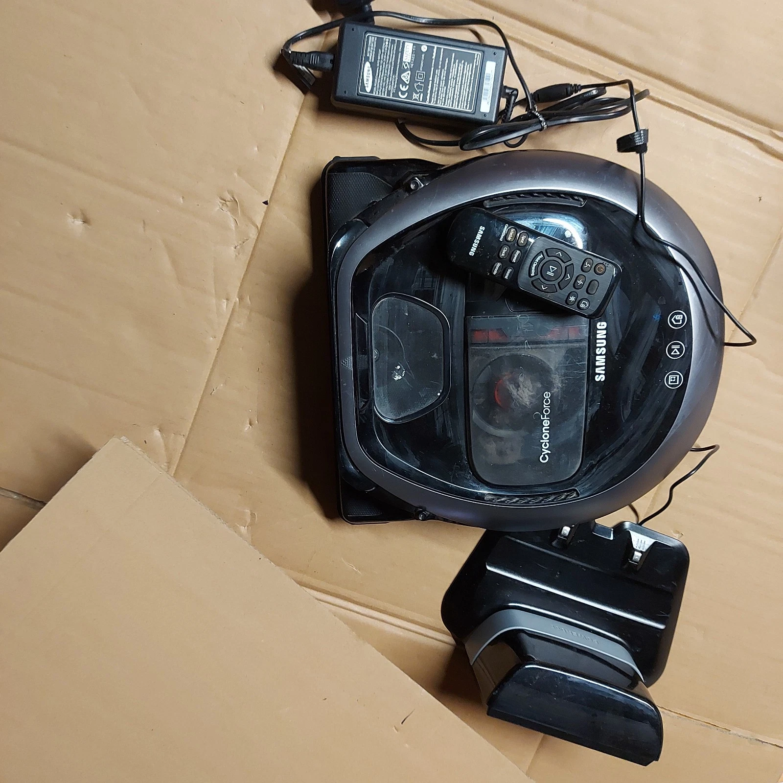 Samsung Cyclone Force SR2DM706UWS Robot Vacuum Cleaner + REMOTE WORKING