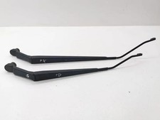 MAZDA 5 CR19 Scheibenwischer vorne 2.00 Diesel 105kw 2008 26510136