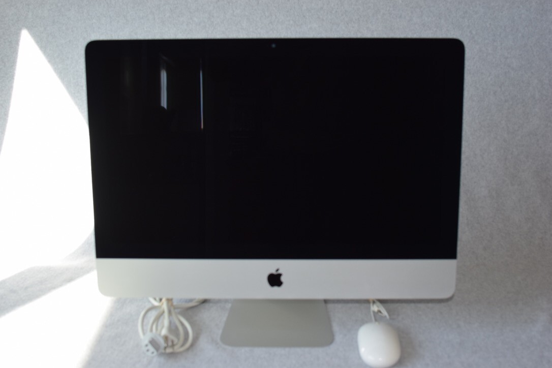 Apple iMac 21.5