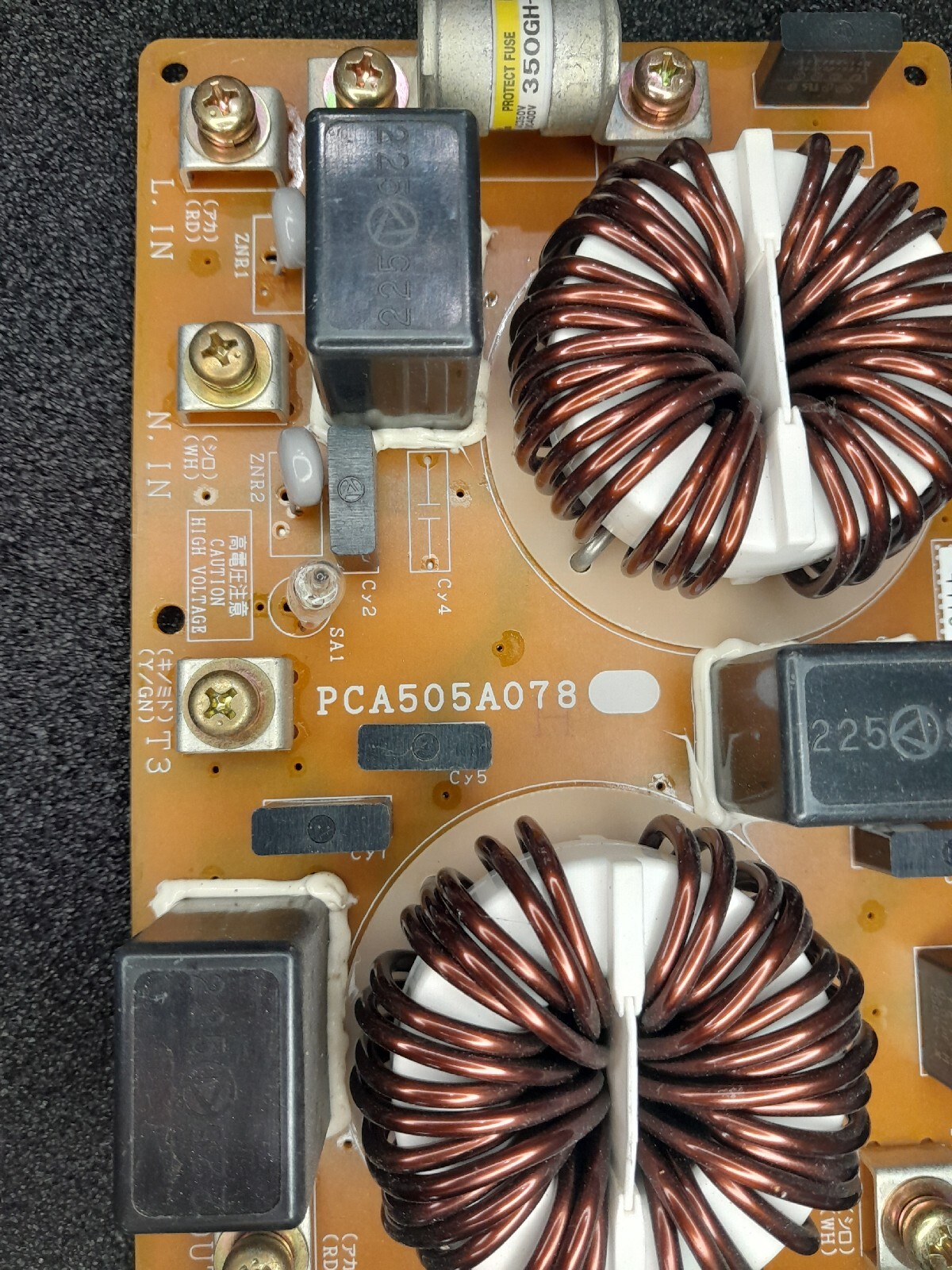 Foto 2 van Mitsubitshi Power board , Airco System , PCA505A078