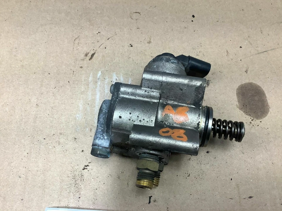 AUDI A6 C6 2005 2008 motor delantero inyección de alta presión bomba de combustible OEM+ Foto 2 de 4