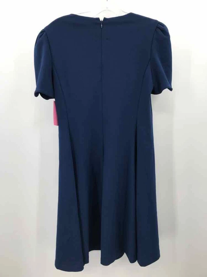 Vestido DKNY de segunda mano azul talla 8 cambio hasta la rodilla manga corta Foto 2 de 3