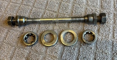 1965 Schwinn Bicycle Front Axle w Hardware / Stingray & Middleweight Bikes