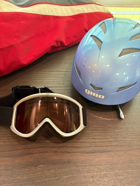 Giro Encore Multi-Sport Snow Helmet Blue WITH Goggles