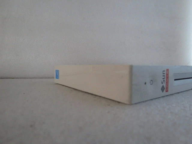 SUN MICROSYSTEMS 380-1642 SUNRAY 3 THIN CLIENT ORACLE WITHOUT STAND & POWER SUPP - Image 4 of 4