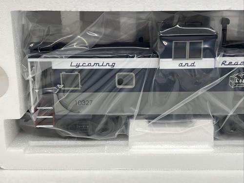 MTH Premier 20-91254 Lycoming & Reading Extended Vision Caboose #10327 O New L&R - Picture 5 of 11